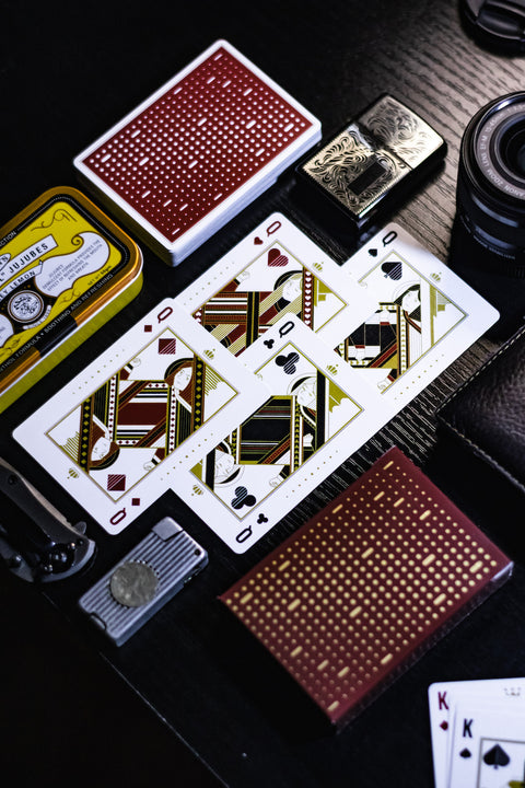 MOS playing cards marked 52 wonders Deallez Red Face