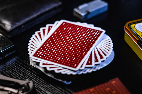 MOS playing cards marked 52 wonders Deallez Red